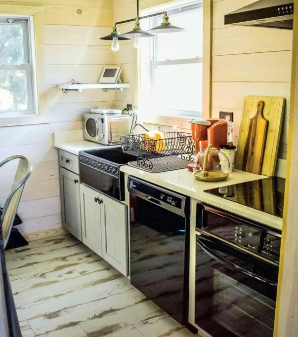 Secluded Tiny House By The Marsh With Hunting Island Beach Pass Frogmore Esterno foto